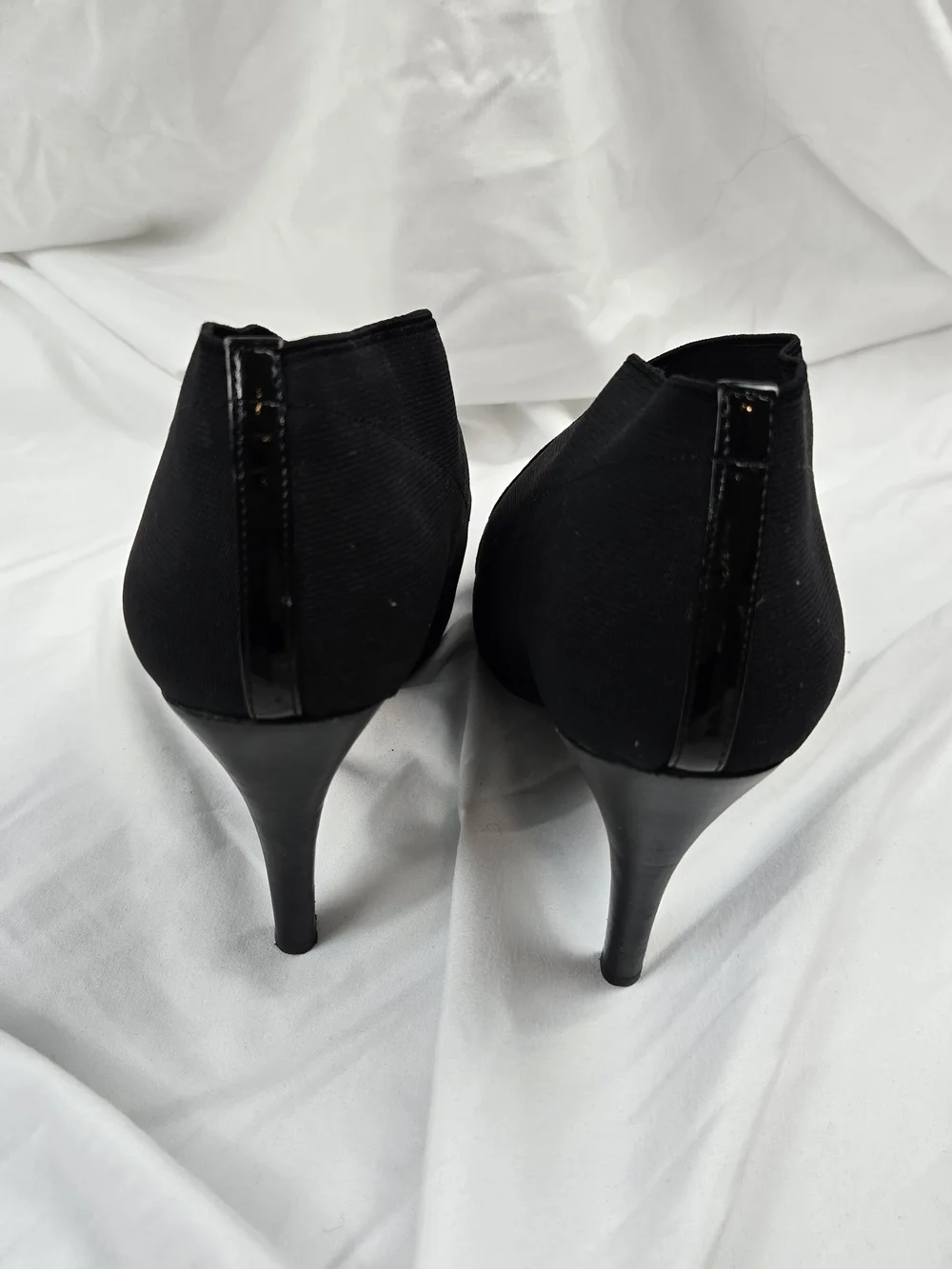 Antonio Melani Black Stretch Fabric Ankle Bootie Stiletto Heel Women's Size 7.5
